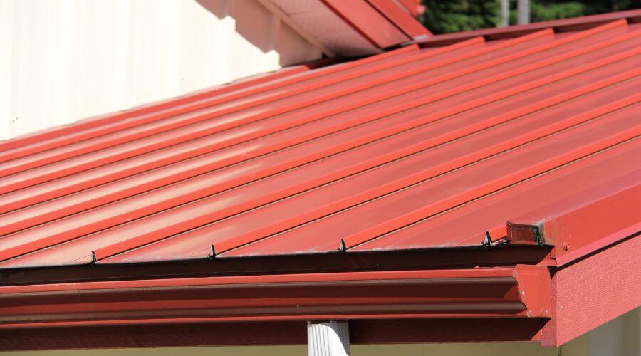 Professional gutter cleaning services in Mounds, OK